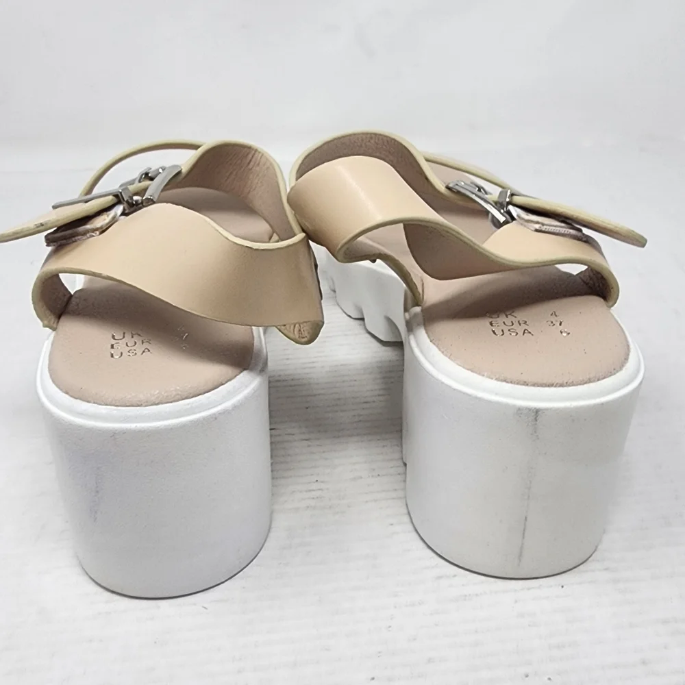 New Chunky Beige Platform Sandals Lug Sole Buckle Strap Platforms Size‎ 6